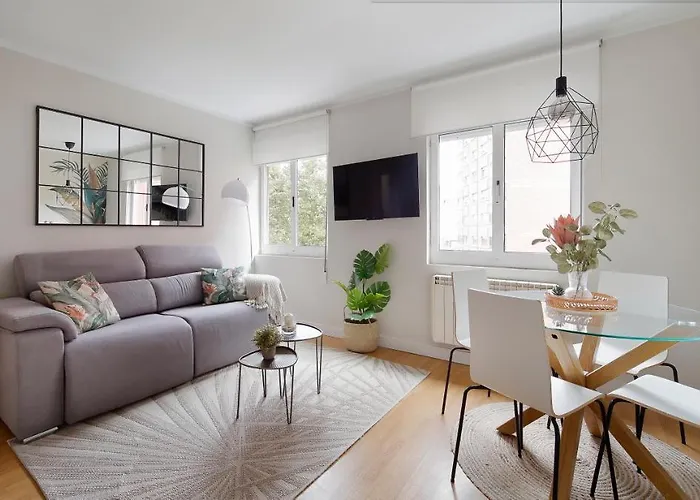 Precioso En Zona Histórica Con Garaje Videovigilado Apartamento *